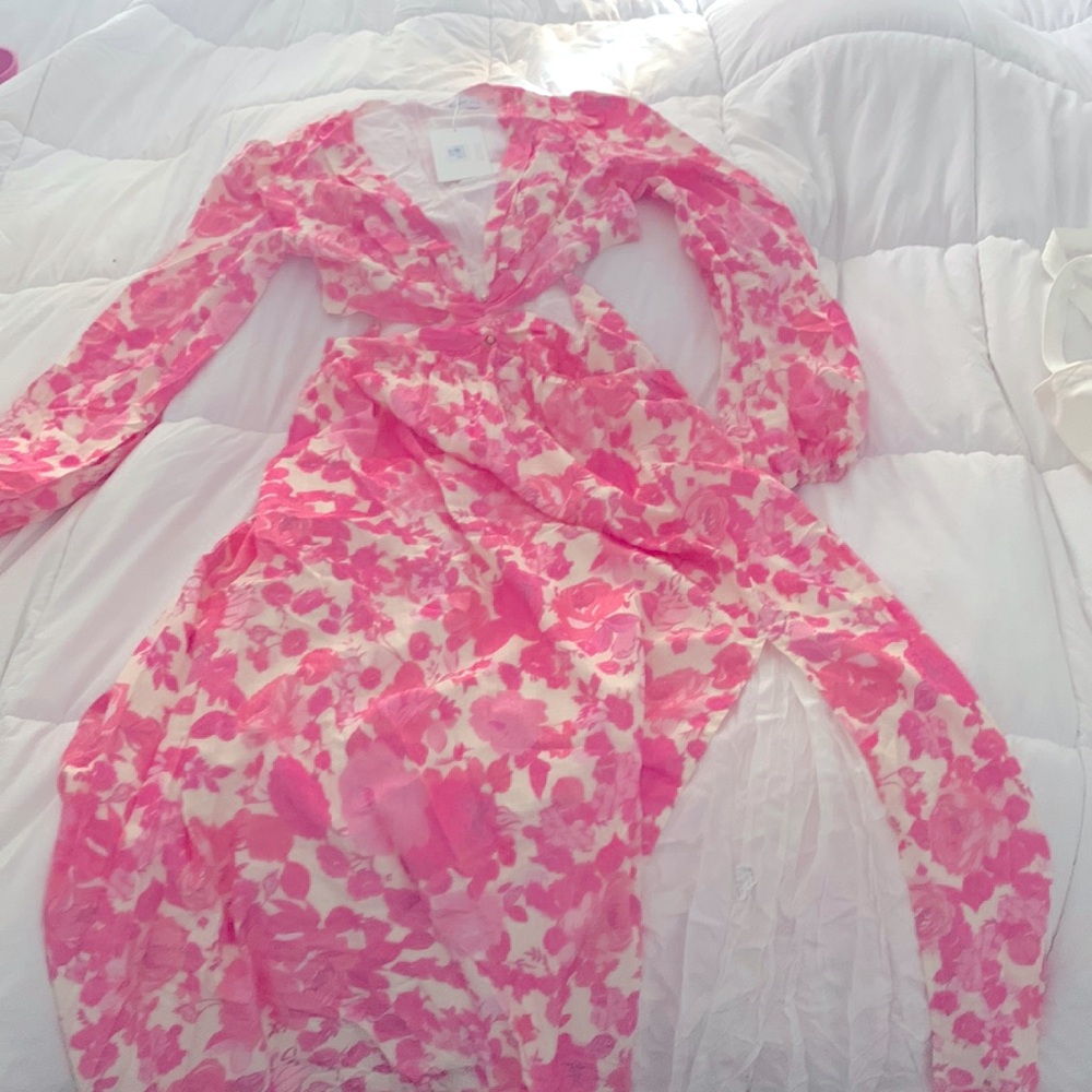 NWT Hello Molly Pink Cut out Vacation Dress SZ M 6